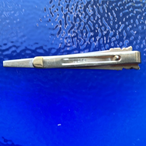 Vintage Signed Swank Tie Clip - Saw - Mother-of-Pearl - Picture 2 of 7